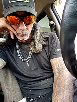 crassanova online show from October 5, 2025, 6:50 pm