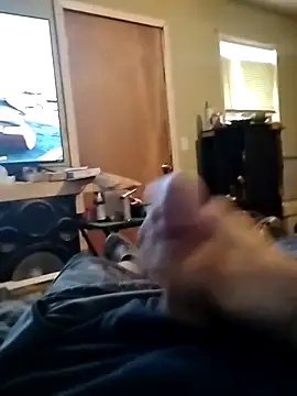 Wolfyking95 online show from December 14, 2025, 7:18 pm