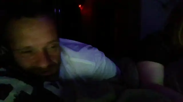 Cum515088 online show from April 19, 2026, 5:40 am