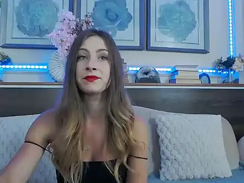 Snapshot of MuseDollX chatting on September 10, 2025, 7:03 pm MuseDollX online show from September 10, 2025, 7:03 pm