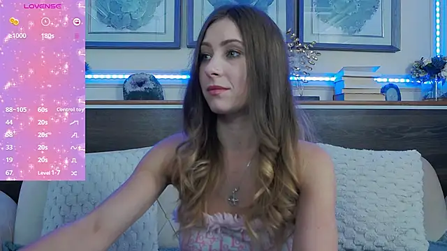 Snapshot of MuseDollX chatting on October 15, 2025, 7:14 pm MuseDollX online show from October 15, 2025, 7:14 pm