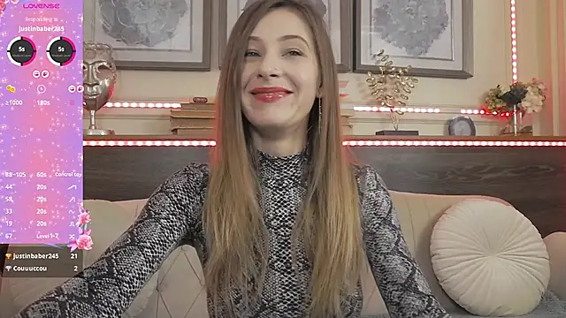 Snapshot of MuseDollX chatting on November 25, 2025, 7:14 pm MuseDollX online show from November 25, 2025, 7:14 pm