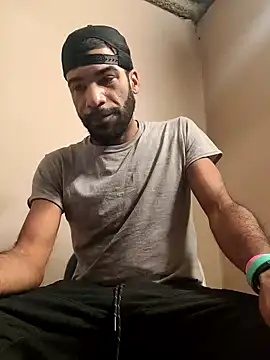 Snapshot of GuyInNY chatting on October 19, 2025, 2:29 pm GuyInNY online show from October 19, 2025, 2:29 pm