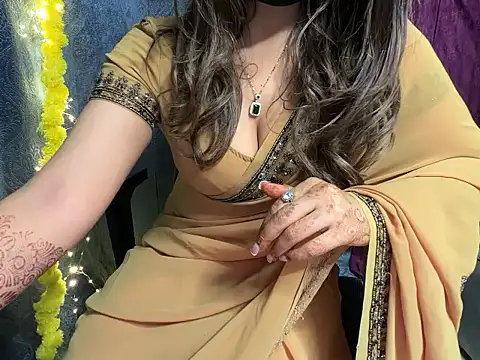 YoursSuku online show from October 21, 2025, 6:19 pm