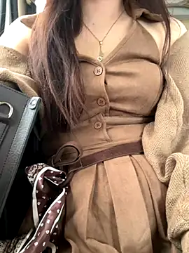 Snapshot of susu_baby chatting on October 24, 2025, 7:49 am susu baby online show from October 24, 2025, 7:49 am