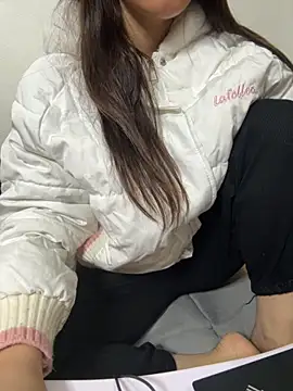 Snapshot of susu_baby chatting on November 19, 2025, 5:07 am susu baby online show from November 19, 2025, 5:07 am