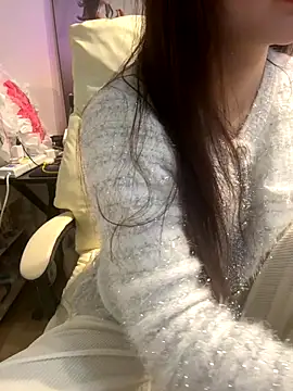 Snapshot of susu_baby chatting on December 16, 2025, 5:34 am susu baby online show from December 16, 2025, 5:34 am