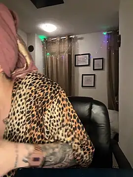 -RAHELA- online show from December 15, 2025, 3:49 pm