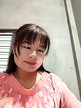 kute-00 online show from December 20, 2025, 1:18 pm