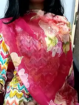 Snapshot of Daizy_Shah chatting on November 9, 2025, 5:11 pm Daizy Shah online show from November 9, 2025, 5:11 pm