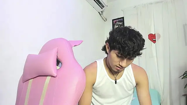 Laura and Kevin online show from February 12, 2026, 8:26 pm