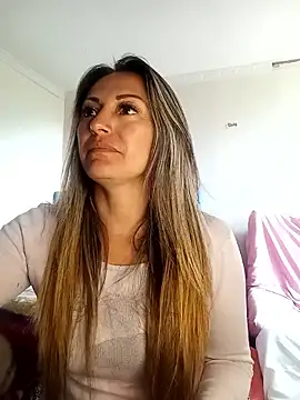 Snapshot of -AngelNova- chatting on September 11, 2025, 8:09 pm -AngelNova- online show from September 11, 2025, 8:09 pm