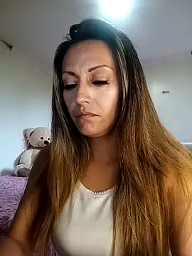 Snapshot of -AngelNova- chatting on September 13, 2025, 10:31 pm -AngelNova- online show from September 13, 2025, 10:31 pm