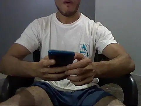 ahmedluxor1 online show from October 22, 2025, 11:48 pm