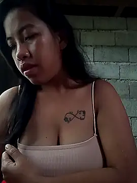 Yapsyxx online show from November 30, 2025, 11:42 pm