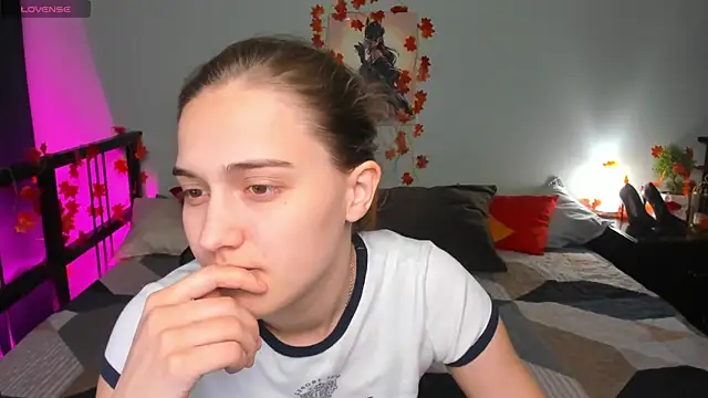 Alisa  Kelly online show from November 9, 2025, 1:26 am