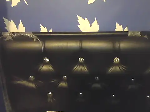 SoftButDeadly0 online show from December 4, 2025, 5:10 pm