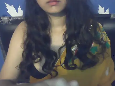 SoftButDeadly0 online show from December 13, 2025, 7:53 pm