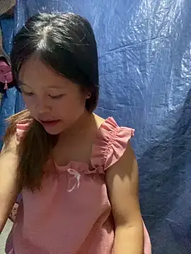 Snapshot of O_o_UwU_o_O chatting on October 1, 2025, 6:41 am O o UwU o O online show from October 1, 2025, 6:41 am