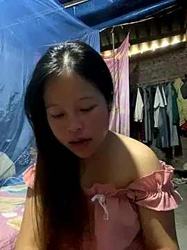 O o UwU o O online show from November 7, 2025, 4:23 am