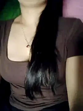 Snapshot of Baby-kis03 chatting on February 26, 2026, 1:04 am Baby-kis03 online show from February 26, 2026, 1:04 am