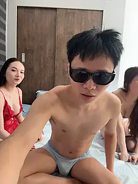 Aidou meng online show from July 3, 2026, 2:56 pm