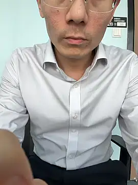 miniyellower online show from March 16, 2026, 8:07 am