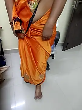 Snapshot of tamilmaha12 chatting on September 14, 2025, 1:54 pm tamilmaha12 online show from September 14, 2025, 1:54 pm