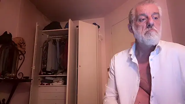 Snapshot of Pigna16PSRN chatting on May 22, 2026, 9:31 pm Pigna16PSRN online show from May 22, 2026, 9:31 pm