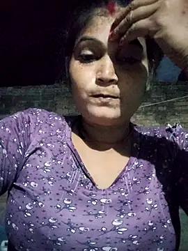 Kavya hot online show from October 13, 2025, 4:29 pm