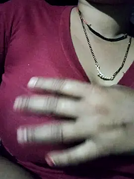 Kavya hot online show from October 24, 2025, 4:03 pm