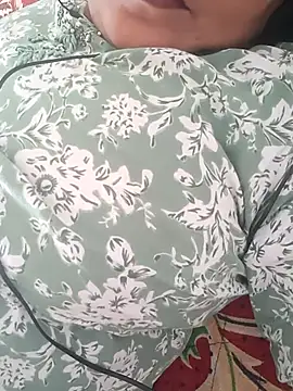 Snapshot of angel_ridhi chatting on September 15, 2025, 5:40 am angel ridhi online show from September 15, 2025, 5:40 am