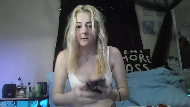 Snapshot of cardicore chatting on March 4, 2026, 5:24 am cardicore online show from March 4, 2026, 5:24 am