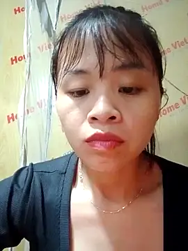 Mie-mie11 online show from September 30, 2025, 4:06 am