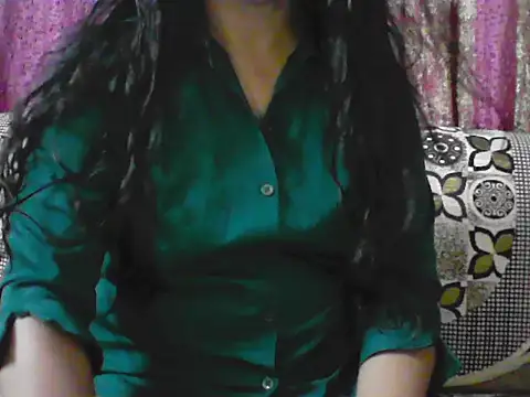 Sexy vergina1 online show from April 18, 2026, 5:55 am