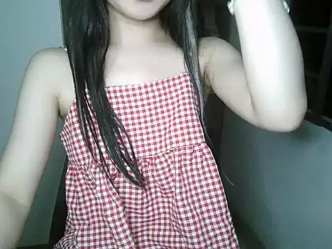 Annabelle-e online show from September 28, 2025, 6:46 pm