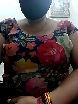 Rakhi sawant143 online show from October 28, 2025, 2:26 am