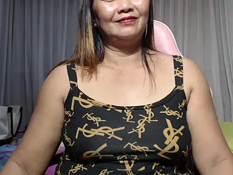 Snapshot of FelisitaG chatting on February 22, 2026, 8:13 am FelisitaG online show from February 22, 2026, 8:13 am