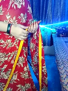 Snapshot of Oh_011 chatting on July 9, 2026, 3:27 pm Oh 011 online show from July 9, 2026, 3:27 pm
