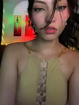 Mia Clay1 online show from May 21, 2026, 5:36 am