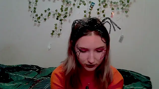 Snapshot of _kikiclark__ chatting on October 31, 2025, 7:26 pm kikiclark online show from October 31, 2025, 7:26 pm