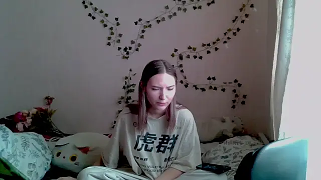 Snapshot of _kikiclark__ chatting on November 15, 2025, 10:34 am kikiclark online show from November 15, 2025, 10:34 am