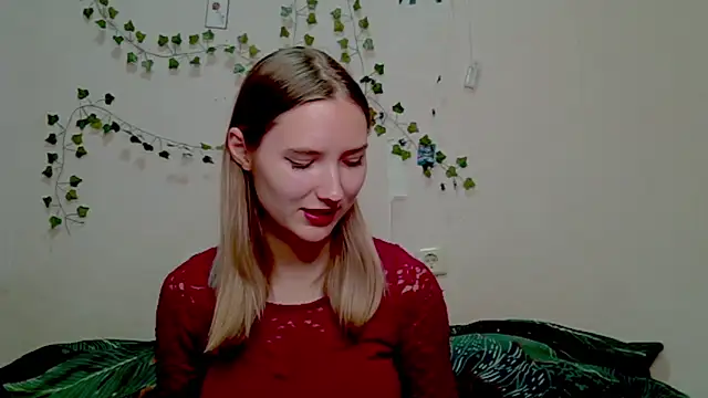 Snapshot of _kikiclark__ chatting on November 29, 2025, 9:18 pm kikiclark online show from November 29, 2025, 9:18 pm