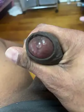 Jariushot3 online show from February 5, 2026, 8:35 pm