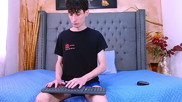 Luke Carter online show from November 29, 2025, 1:14 pm