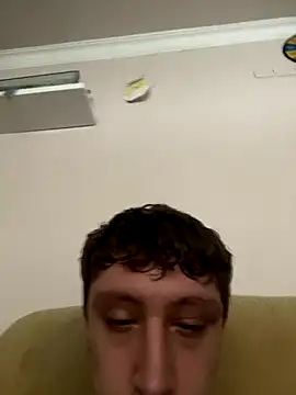 efeeee35 online show from October 21, 2025, 9:43 am