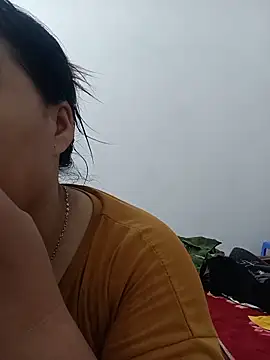 Snapshot of sumy-00 chatting on June 15, 2026, 3:03 pm sumy-00 online show from June 15, 2026, 3:03 pm
