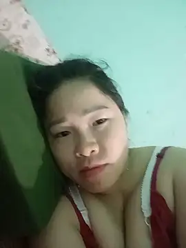 Snapshot of sumy-00 chatting on June 16, 2026, 3:47 pm sumy-00 online show from June 16, 2026, 3:47 pm