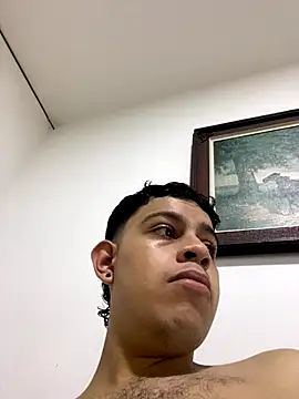 Snapshot of Young_handsome chatting on December 14, 2025, 7:07 pm Young handsome online show from December 14, 2025, 7:07 pm