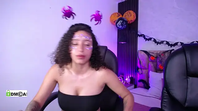 alondraandsweet1 online show from October 31, 2025, 2:18 pm